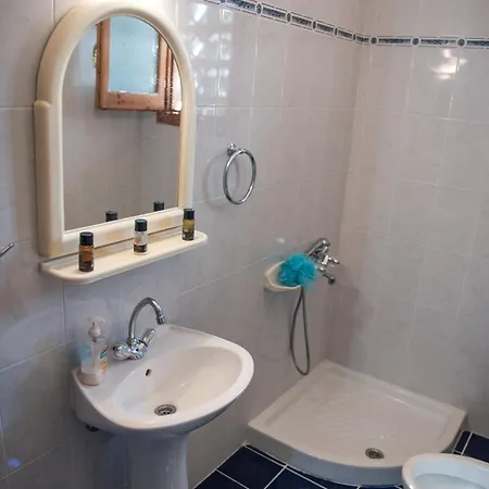 Pelion House Malaki